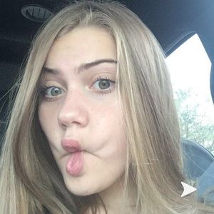 Meet your Posher, Bethany